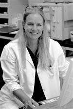 penelope boyden received the Charles Bohmfalk Award at the 2013 P&S Commencement